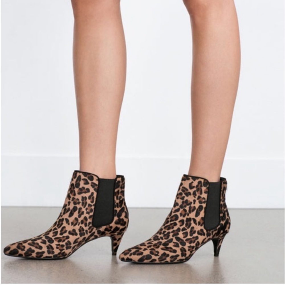 - Zara Leather Animal Print Booties -Size 38 (7.5 - USA *Pre-LOVED